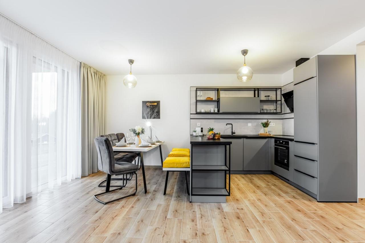 Apartmany Karlovy Dvory Horní Planá Eksteriør billede