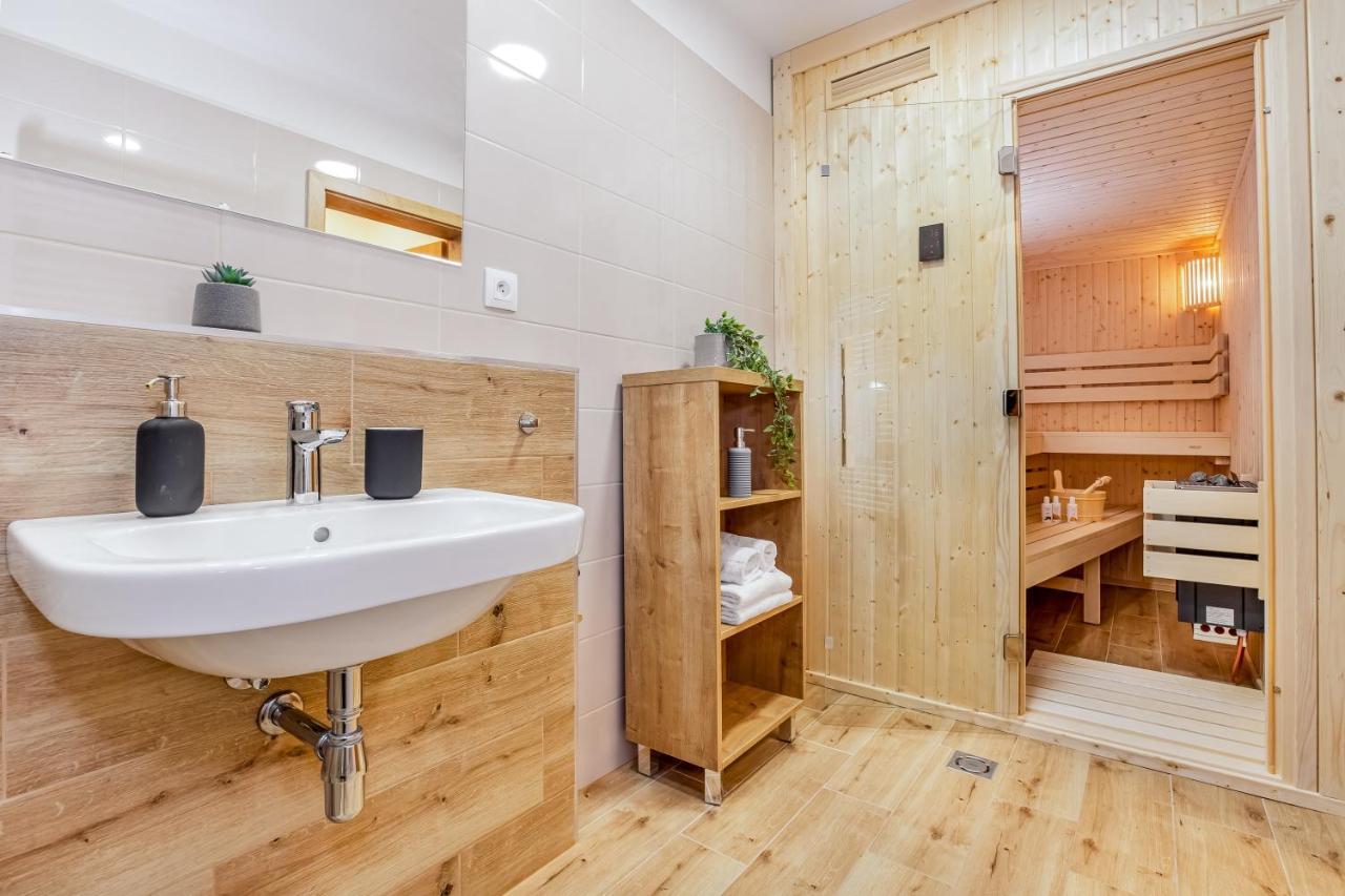 Apartmany Karlovy Dvory Horní Planá Eksteriør billede